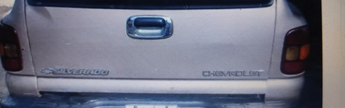 Emblema Compuerta Chevrolet Silverado Cheyenne Reemplazos Foto 9