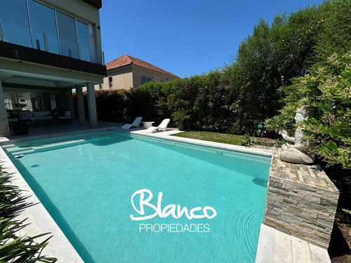 Casa En Venta En Los Lagos, Nordelta, Tigre - Imagen 3