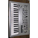 Sintetizador Korg Minilogue