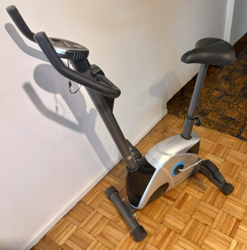 Bicicleta Fija Corplus Fitness B#go Tradicional Color Gris