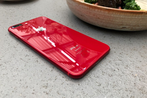 iPhone 8 Rojo + Funda Silicone Case De Regalo
