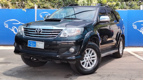 Toyota Hilux Sw4 3.0 Srv Cuero 171cv 4x4 At 2012 Tute Cars W