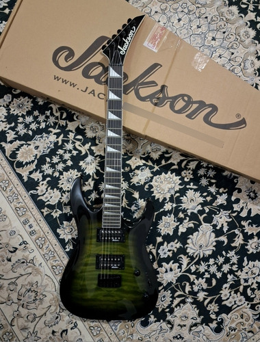 Jackson Dinky Arch Top Js32q Dka Nova!