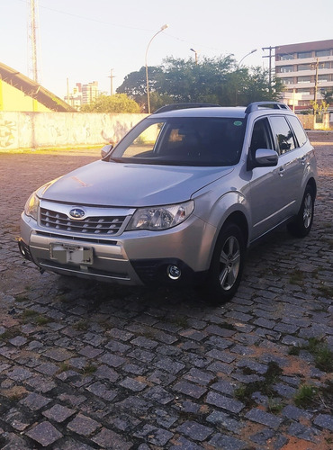 SUBARU FORESTER LX