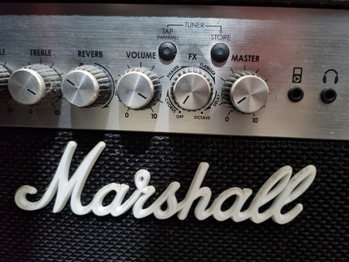 Amplificador Marshall Mg30cfx Negro- 30w C/ Efectos 