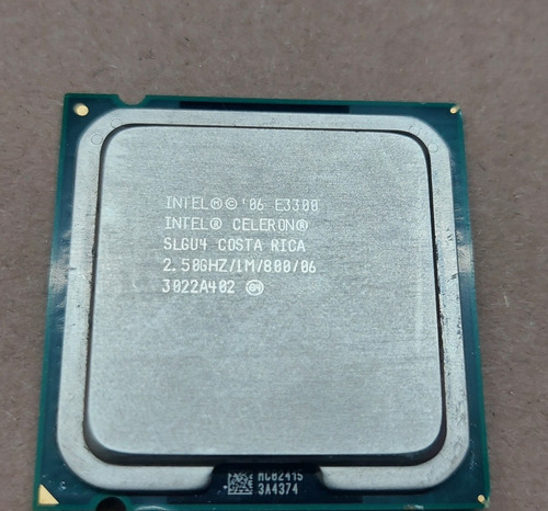 Intel Celeron E3300 Socket 775 2.5 Ghz 1 Mb 800 Mhz