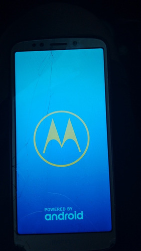 Celular Motorola E5 