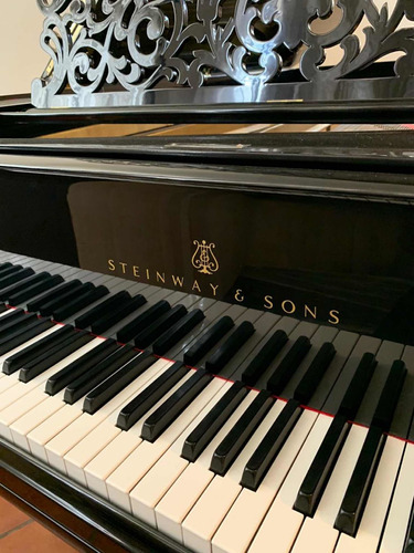 Piano 1/2 Cola Steinway And Sons Impecable