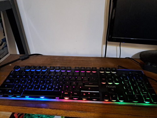 Teclado Gamer Noganet Nkb-560qwerty Español Luz Rgb 