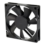 Fan 80mm 3pin 15mm Espesor 2500rpm Buje Titan