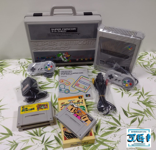 Nintendo Super Famicom  Cor Cinza Com Maleta E 4 Jogos