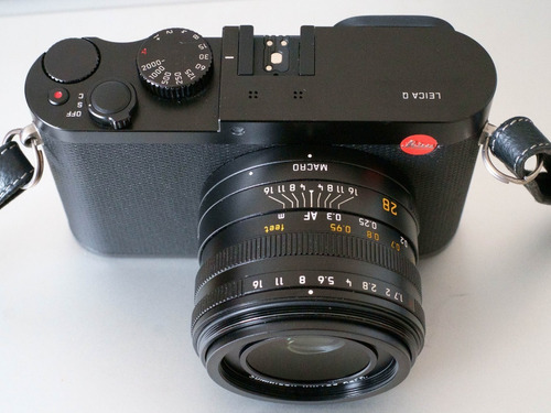  Leica Q (typ 116) Compacta Avançada Cor  Preto