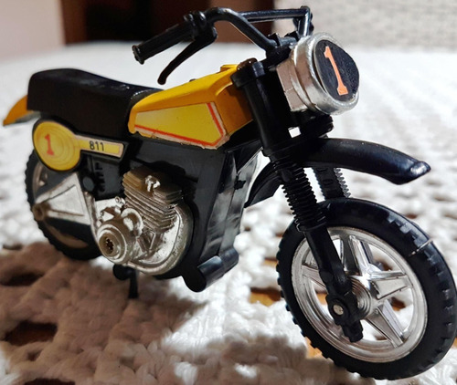 Miniatura - Moto - 811 - N°1 - Café Racer - Rara - Anos 80!