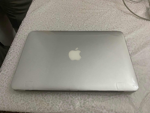 Macbook 11,6 120 Gb Muito Novo