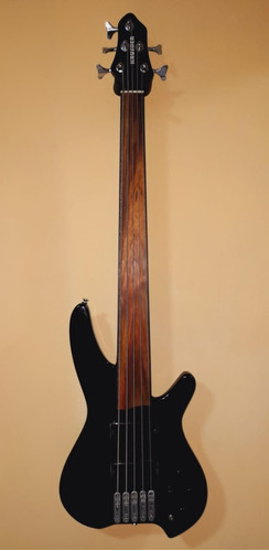 Bajo Electrico Neck Thru  5 Cuerdas