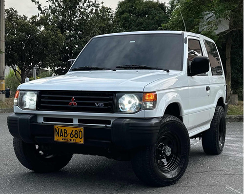 Mitsubishi Montero 3.0 V6 Blindado