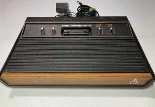 Atari Cx2600a Y Juegos- Sin Controles - Usado