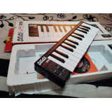 Controlador Midi Akai Lpk25