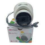 Camara Hikvision Colorvu Domo 2mp Ip67 2.8mm Con Audio Color Blanco