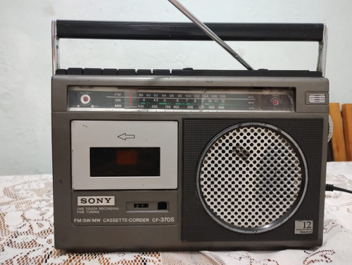 Rádio Sony Cf-370s 