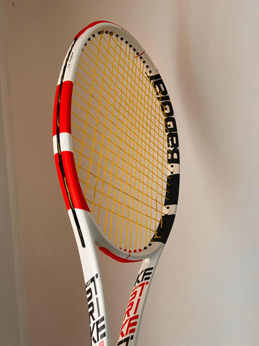 Babolat Pure Strike (2022 - 2023) 305 Grs, 98 16/19