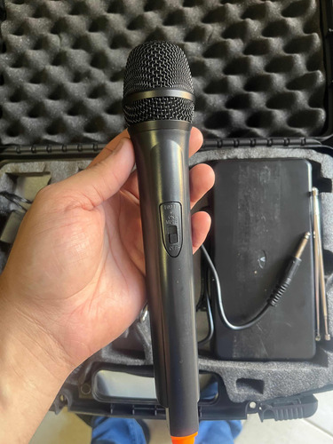 Microfone Sem Fio Com Case De Transporte