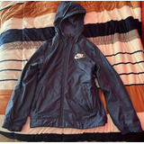 Campera Nike Azul.