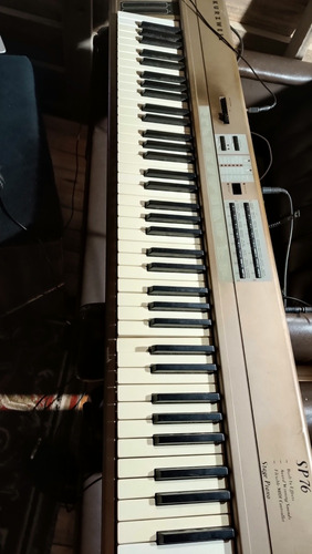 Piano Digital Kurzweil Sp76