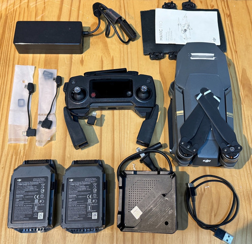 Drone Dji Mavic Pro Combo 3 Baterias + Case + Hub