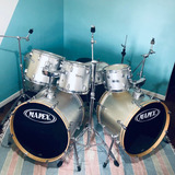 Bateria Mapex V Doble Bombo Con Fierros 7 Cascos