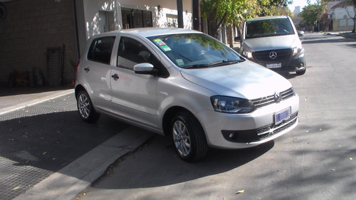 Volkswagen Fox Confortline Pack Plus 1.6 5 Ptas  2014