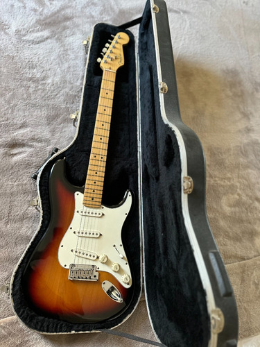 Guitarra Elétrica Fender Player Stratocaster