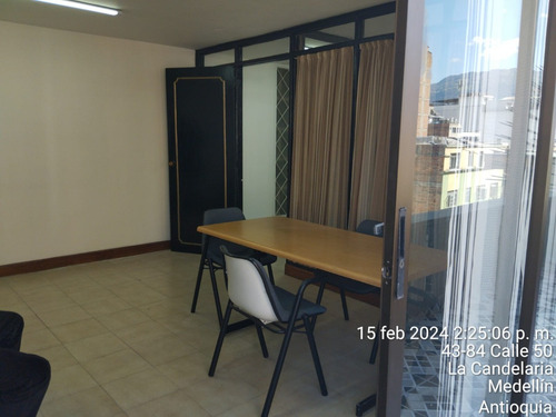 Oficina En Arriendo Centro De Medellin Cerca A La Playa - Imagen 4