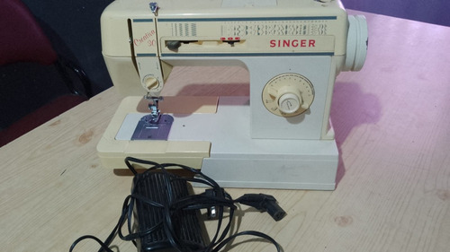 Maquina De Coser Singer Creativa 30