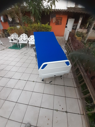 Cama Hospitalar Elétrica Com Elevação Manual Do Leito.