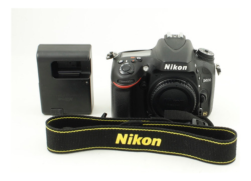 Nikon D600 Body Impecable 5000 Disparos