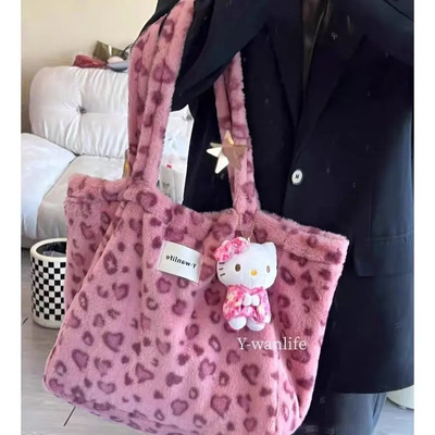 Bolsa Hello Kitty 2025