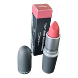 Batom Mac 923 Stay Curious Powder Kiss Lipstick 3g