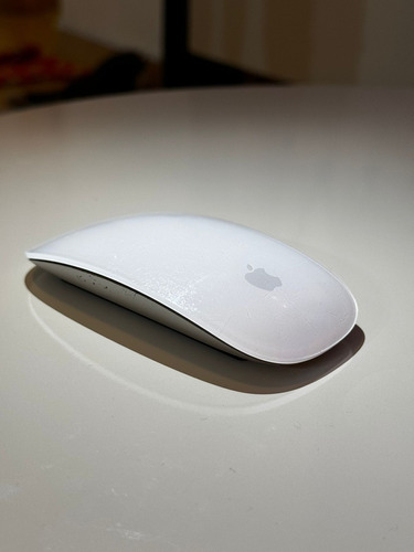 Apple Magic Mouse 2  A1657  Prateado