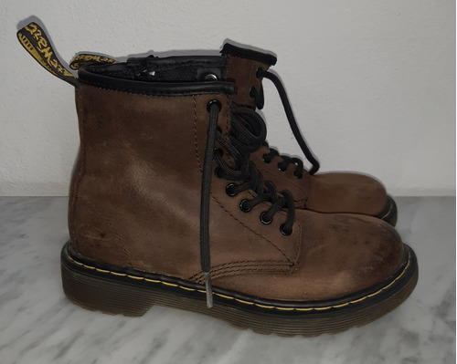 Botas Dr. Martens Niño (a) Talla 12 Uk (19 Mx)