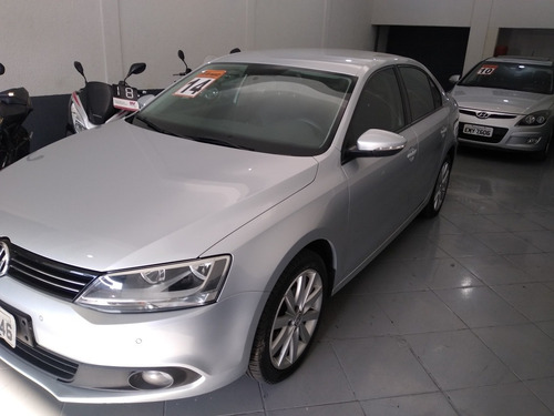 VOLKSWAGEN JETTA 2014 2.0 COMFORTLINE FLEX 4P AUTOMÁTICA