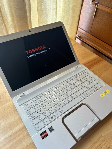 Laptop Toshiba Satellite L845d