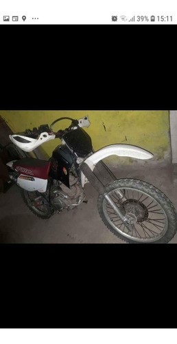 HONDA XR 200