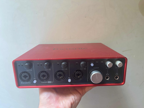 Placa De Audio Interfaz Focusrite 18i8 En Caja - Canjes