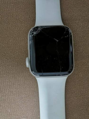 New Apple Watch Series 6 (gps, 40mm)  - Display Quebrado