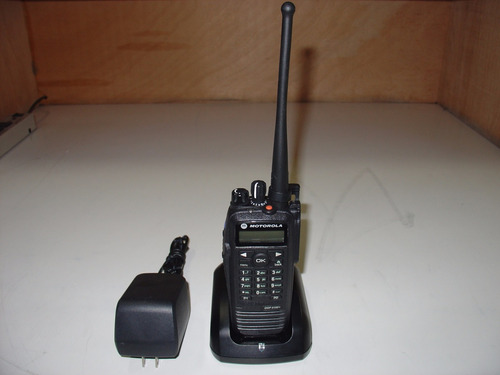 Radio Motorola Digital Modelo Dgp6150+  350 A 400 Mhz  Nc301