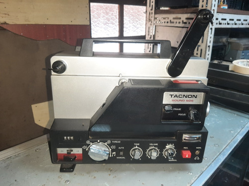 Projetor Super 8 Tacnon Sound 606