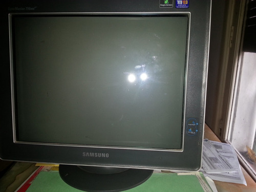 Monitor Pc Samsung 17 Tubo Plano