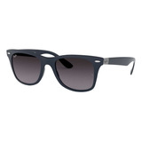 Anteojos De Sol Ray-ban Wayfarer Liteforce Standard Con Marco De Liteforce Color Matte Blue, Lente Grey De Policarbonato Degradada, Varilla Matte Blue De Liteforce - Rb4195