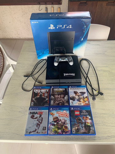 Play Station 4 Ps4 Slim 500 Gb + 1 Joystick + 6 Juegos.